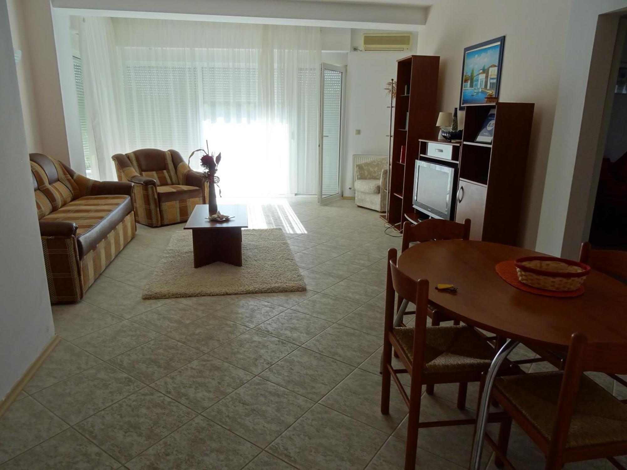 Club Topaz Apartments Нептун Экстерьер фото