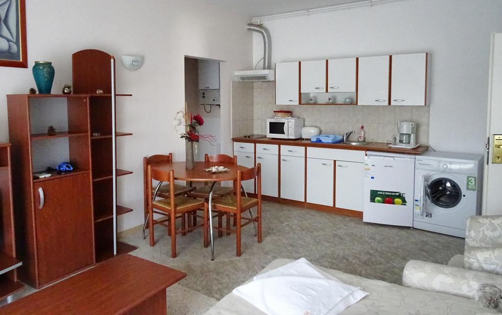 Club Topaz Apartments Нептун Экстерьер фото