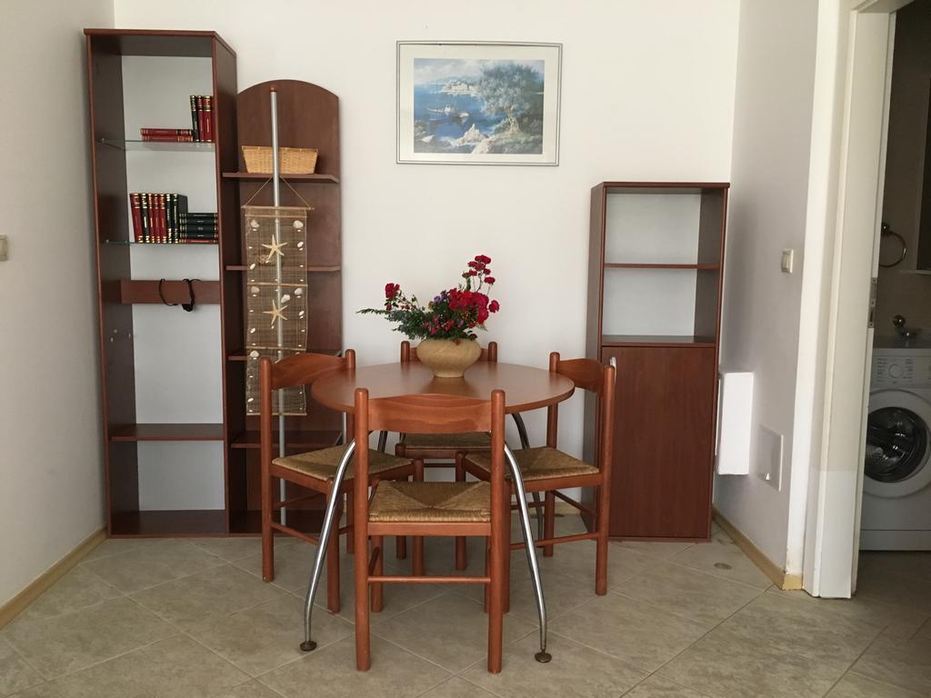 Club Topaz Apartments Нептун Экстерьер фото